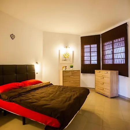In First Line Apartment Playa Paraiso (Tenerife)