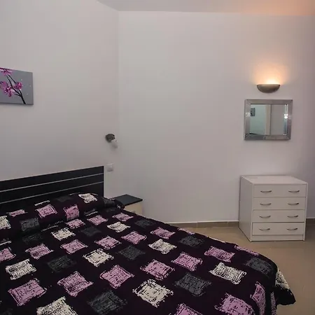 Appartement In First Line *