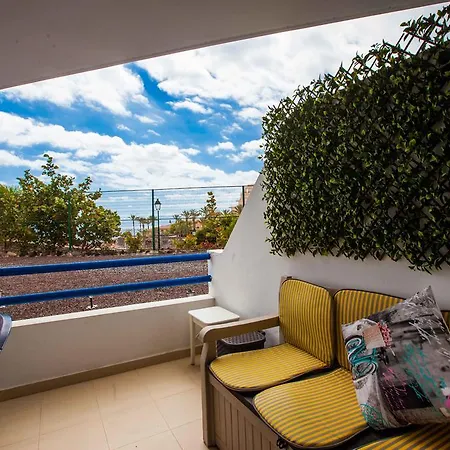 Appartement In First Line *
